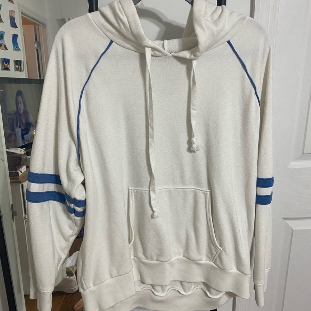 american eagle hoodie
